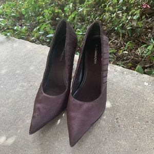 BCBG MAXAZRIA Lauren Brown Shoes size 7, Textile Satin Pump, Pointed Toe Heels